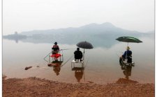 夏天大雨之后怎么选择钓点