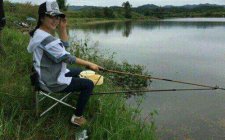 夏天什么天气适合钓浅水