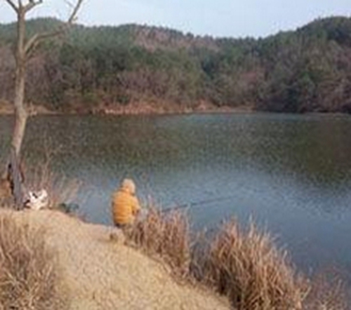 浅说冬天钓鱼禁忌_WWW.YUJUCEPING.COM