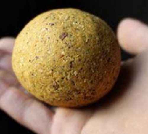 冬天钓鱼配制饵料方法_WWW.YUJUCEPING.COM