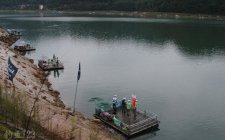 夏天钓鲢鳙技巧 水库选钓位技巧