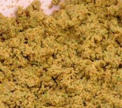 野钓大鲫鱼的自制特效饵_WWW.YUJUCEPING.COM