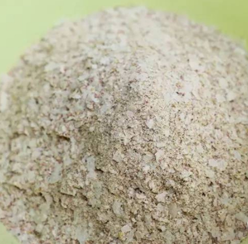 冬钓保持饵料拉丝的秘诀_WWW.YUJUCEPING.COM
