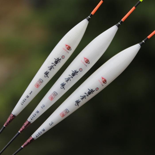 野钓用粗尾大标的操作方法_WWW.YUJUCEPING.COM