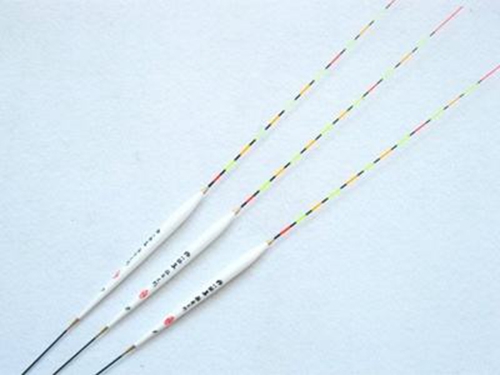 冬天大棚钓鲫鱼选漂调漂方法_WWW.YUJUCEPING.COM