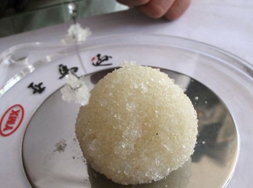 分享冬天果冻饵钓鱼的技巧_WWW.YUJUCEPING.COM