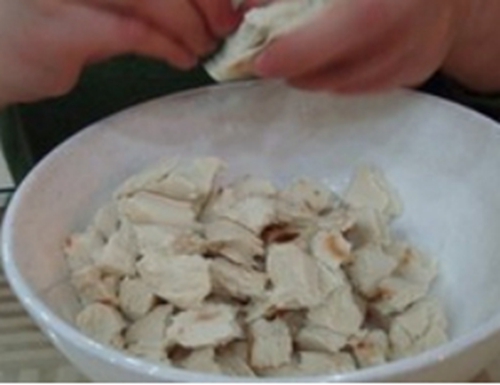钓鱼制作馒头饵料配方_WWW.YUJUCEPING.COM