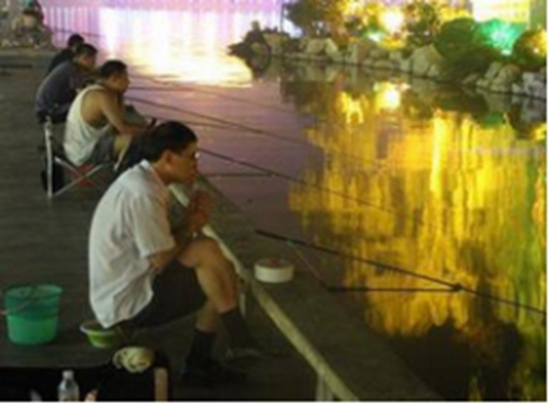夏夜夜钓看漂技巧_WWW.YUJUCEPING.COM