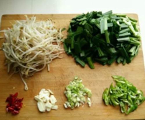 民间自制钓鱼饵料小药配方_WWW.YUJUCEPING.COM
