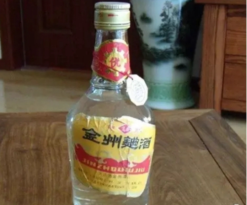 几款诱惑鲫鱼鲤鱼的窝料_WWW.YUJUCEPING.COM