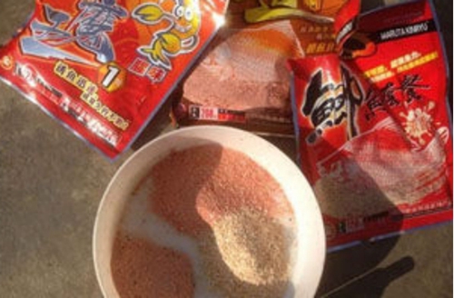 黑坑散炮饵怎么开饵_WWW.YUJUCEPING.COM