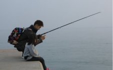深秋钓黑鱼的最佳时间