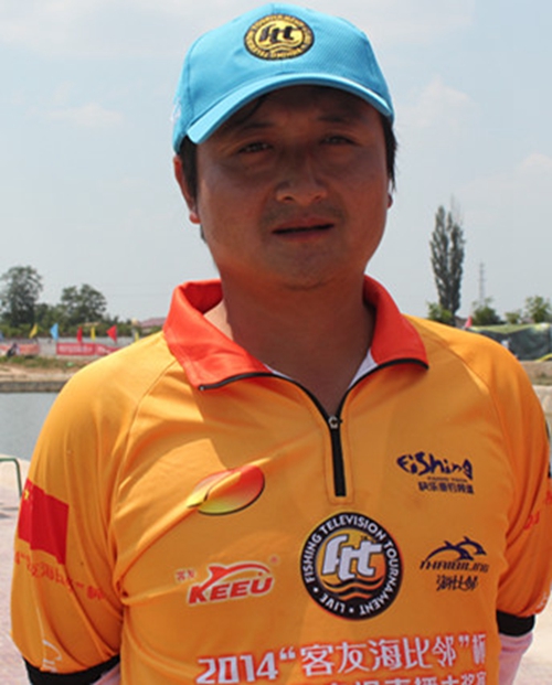 钓鱼人杨翔_WWW.YUJUCEPING.COM