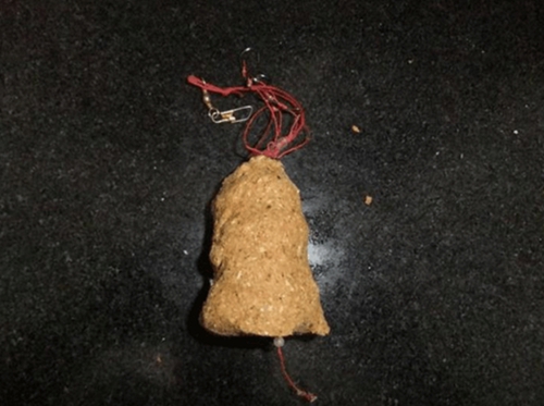 爆炸钩的上饵方法图解_WWW.YUJUCEPING.COM
