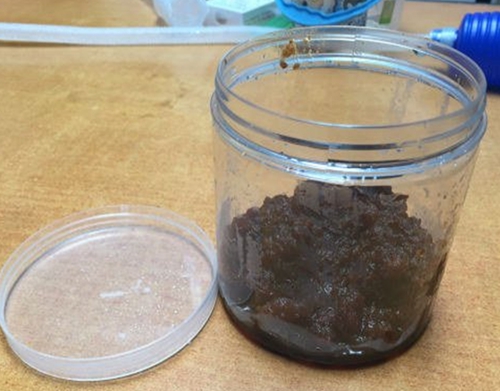 自制钓鱼小药大枣香精_WWW.YUJUCEPING.COM
