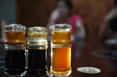 红虫拉饵加什么小药_WWW.YUJUCEPING.COM