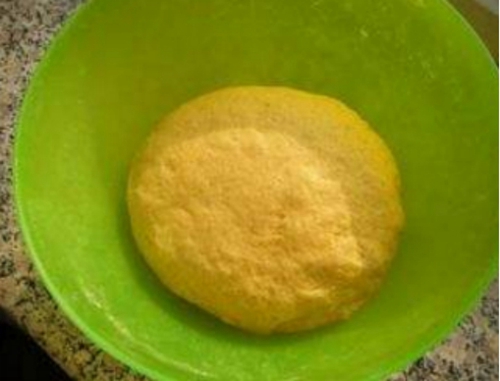 钓鱼面饵制作配方_WWW.YUJUCEPING.COM