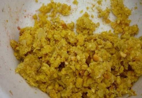 钓鱼面饵制作配方_WWW.YUJUCEPING.COM