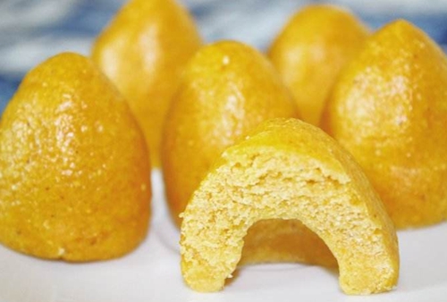 民间自制钓鲤鱼饵料配方_WWW.YUJUCEPING.COM
