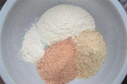 配置鱼饵需要遵循的原则_WWW.YUJUCEPING.COM