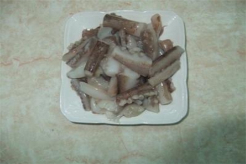 海钓扒皮鱼的钓鱼技巧_WWW.YUJUCEPING.COM