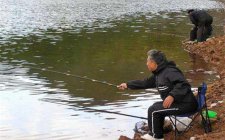 江河钓鱼最佳钓位选择
