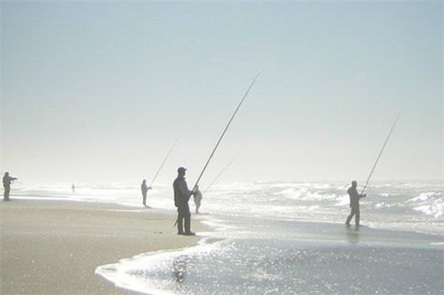 浅谈海钓中滩钓的技巧_WWW.YUJUCEPING.COM