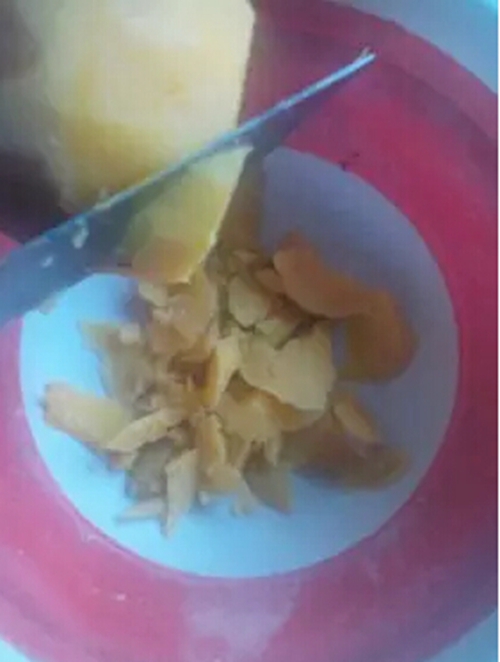 自制钓鲤鱼饵料配方 红薯混合粉饵_WWW.YUJUCEPING.COM