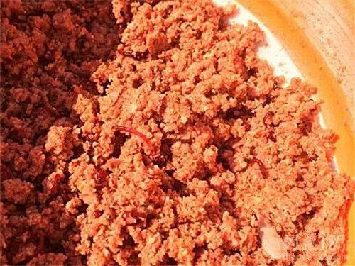 饵料搭配的五大原则_WWW.YUJUCEPING.COM