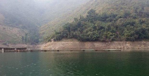 夏天在水库钓鱼鲢鳙需要注意哪些_WWW.YUJUCEPING.COM