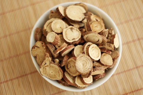 自制小药的配方_WWW.YUJUCEPING.COM