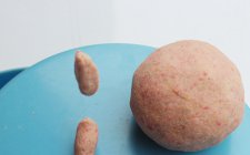 台钓搓饵小技巧介绍