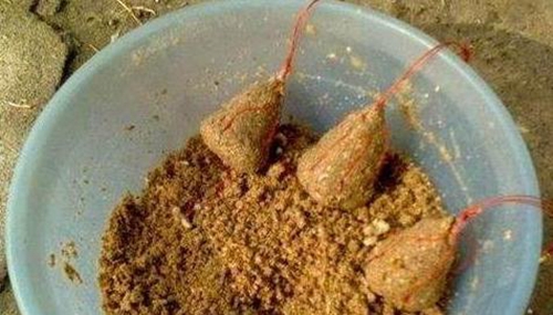 怎么利用经过发酵的剩余饵料提升钓鱼效果_WWW.YUJUCEPING.COM