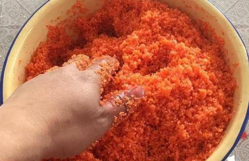 哪些酿制类饵料能够起到很好的诱鱼效果_WWW.YUJUCEPING.COM