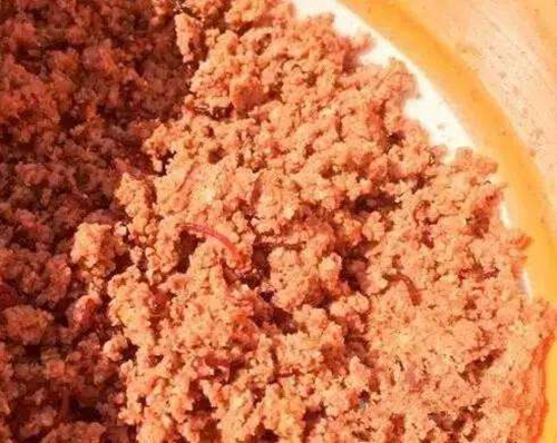 怎么使用和制作搓拉饵_WWW.YUJUCEPING.COM