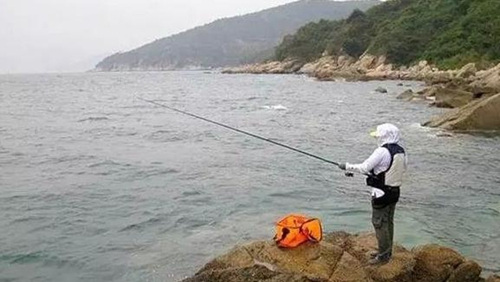 怎么选择合适的浮游矶钓钓位_WWW.YUJUCEPING.COM