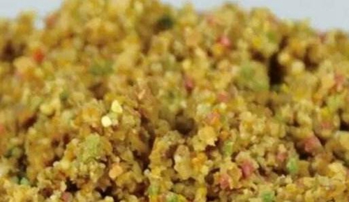 后期糗鱼时怎么调配饵料_WWW.YUJUCEPING.COM
