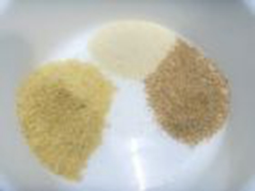 钓友自制的混合谷物钓鱼饵料配方_WWW.YUJUCEPING.COM