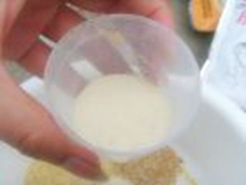 钓友自制的混合谷物钓鱼饵料配方_WWW.YUJUCEPING.COM