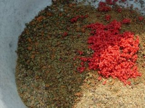 夏天筏钓翘嘴鱼技巧_WWW.YUJUCEPING.COM