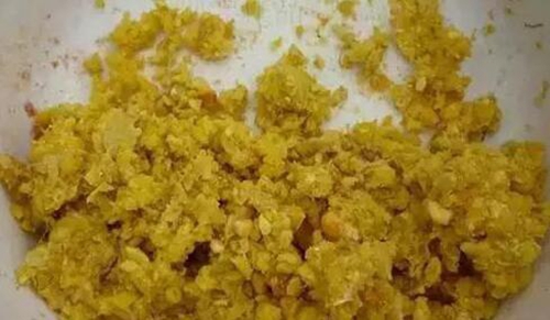 钓鱼打窝的窝料配方_WWW.YUJUCEPING.COM