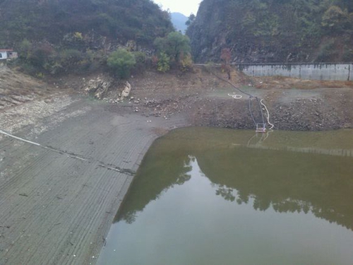 水库涨水教你怎么钓鱼不受影响_WWW.YUJUCEPING.COM