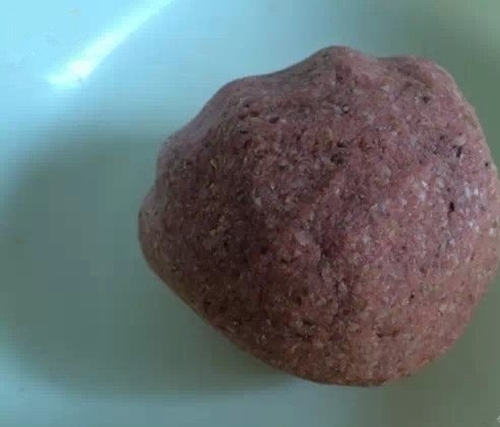 巧避小鱼闹窝的技巧_WWW.YUJUCEPING.COM