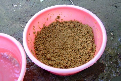 商品饵开饵的方法步骤图解_WWW.YUJUCEPING.COM