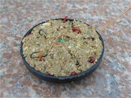 大型水域钓鲢鳙的方法_WWW.YUJUCEPING.COM