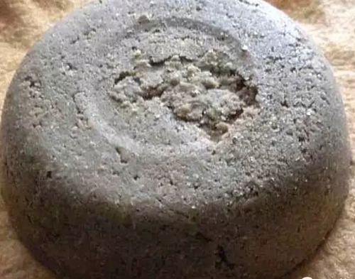 豆饼钓鱼打窝技巧_WWW.YUJUCEPING.COM