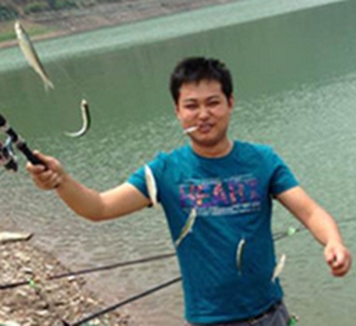 高手透露海竿串钓技巧_WWW.YUJUCEPING.COM
