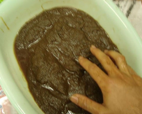 自制经济实惠的溪流钓糊饵_WWW.YUJUCEPING.COM