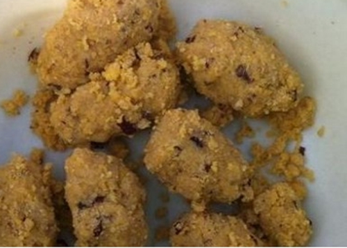 自制野钓鲤鱼红薯商品混合饵料_WWW.YUJUCEPING.COM
