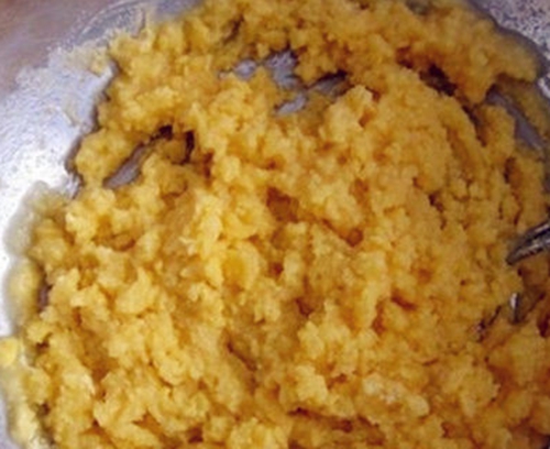 秋天用什么味鱼饵_WWW.YUJUCEPING.COM